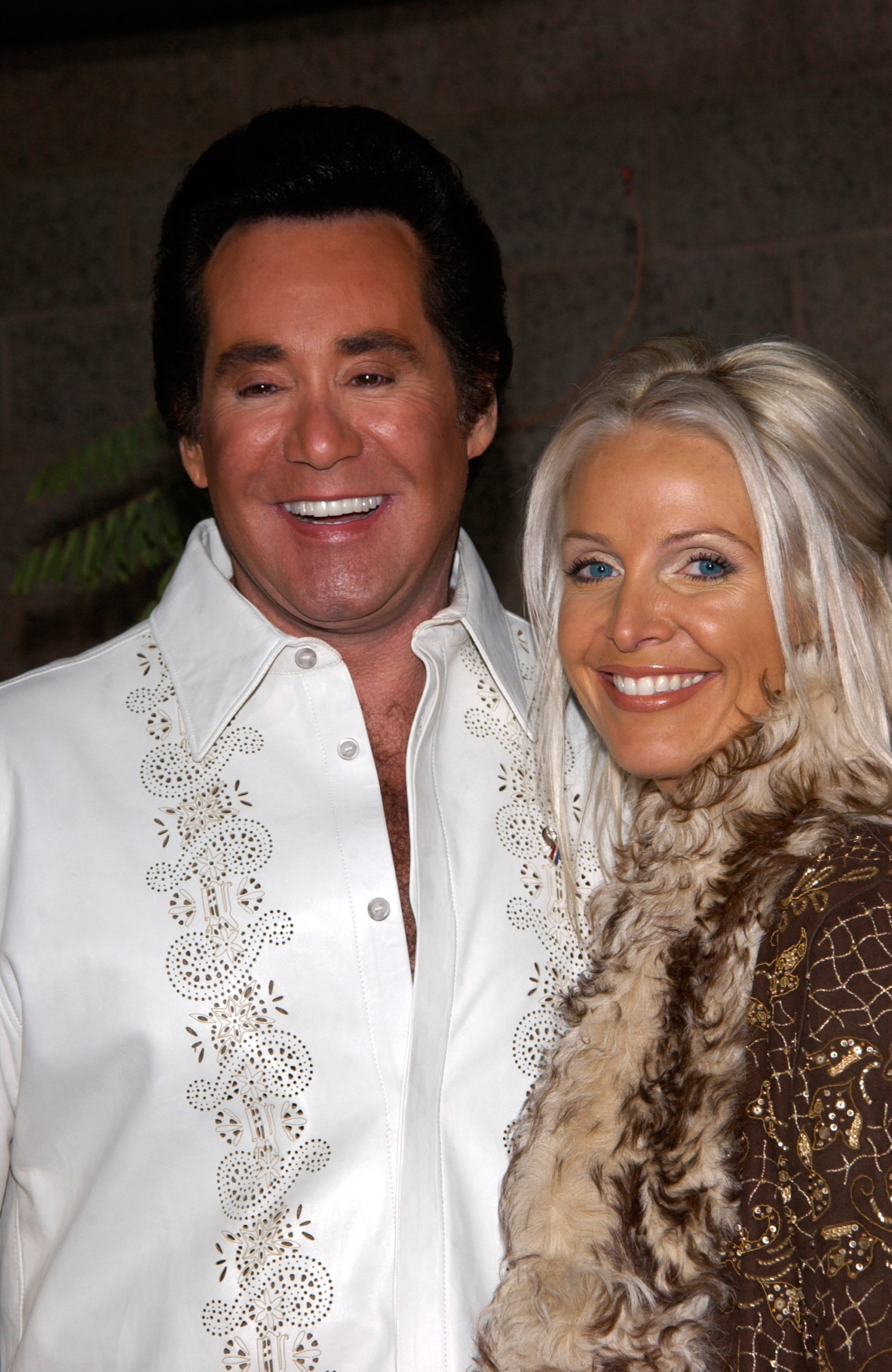 Wayne Newton today: Age, net worth, family, children - Celebrity Insider