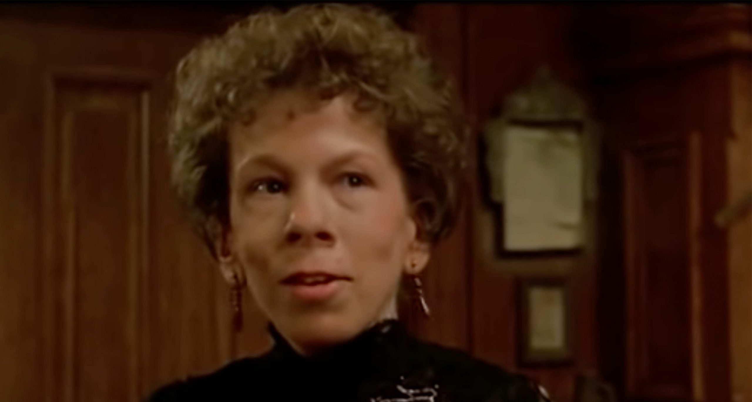 Linda Hunt from NCIS is completely unrecognizable in historic