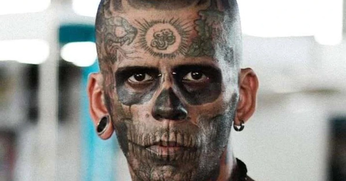 Man who tattooed 95% of his body reveals what he looks like after removing them