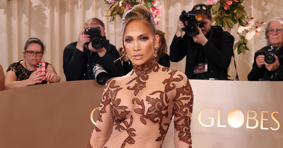 Jennifer Lopez’s dress stuns (and divides) at the 2026 Golden Globes