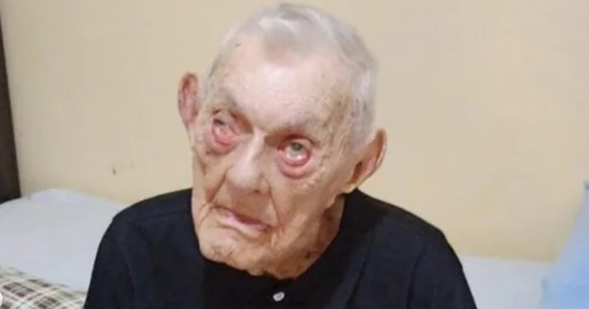 World’s oldest man aged 113 reveals his ‘secret’ to living long life