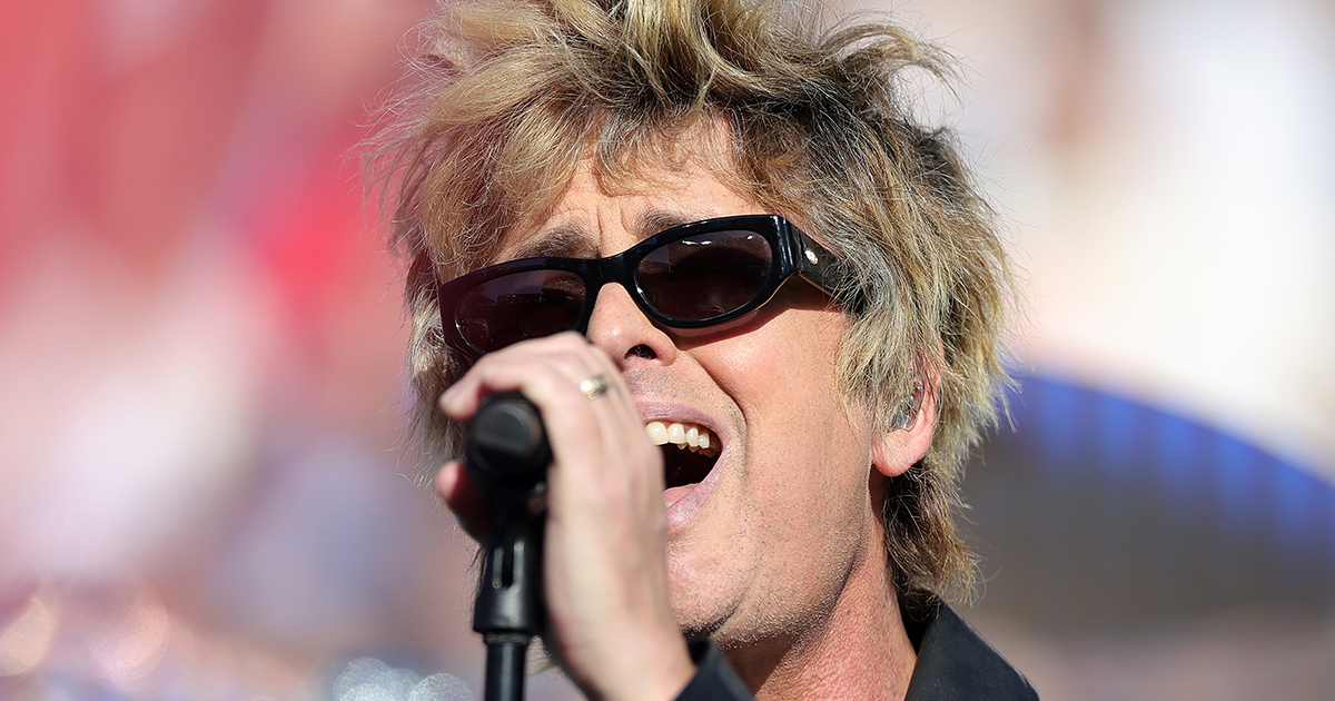 Fans stunned at what Green Day did during Super Bowl act