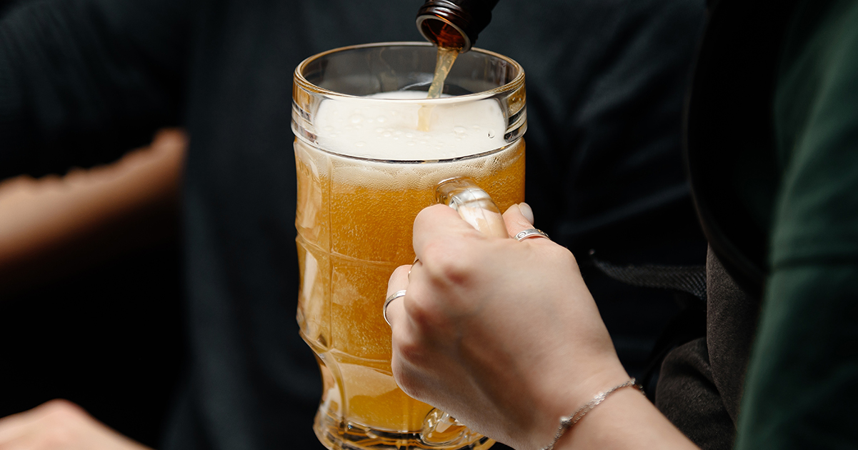 Man reveals transformation after months of steroids and 24 beers a day