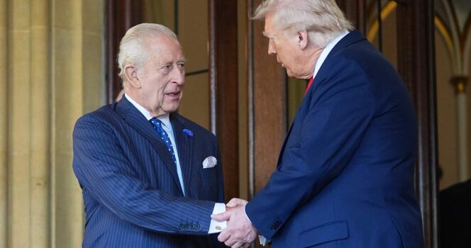 Donald Trump och kung Charles.