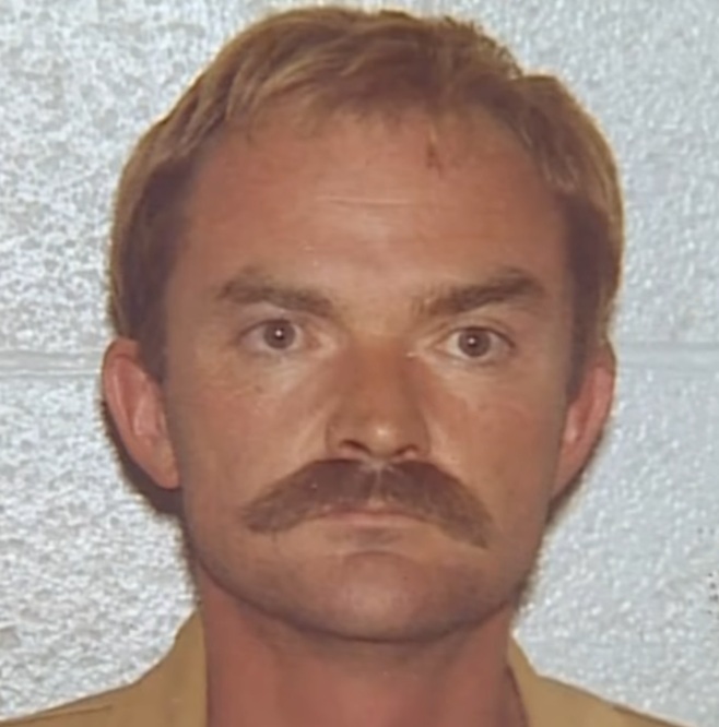 Randy Kraft  z wąsem