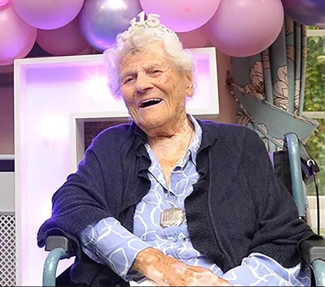 najstarsza kobieta na świecie Ethel Caterham w dniu jej 115 urodzin