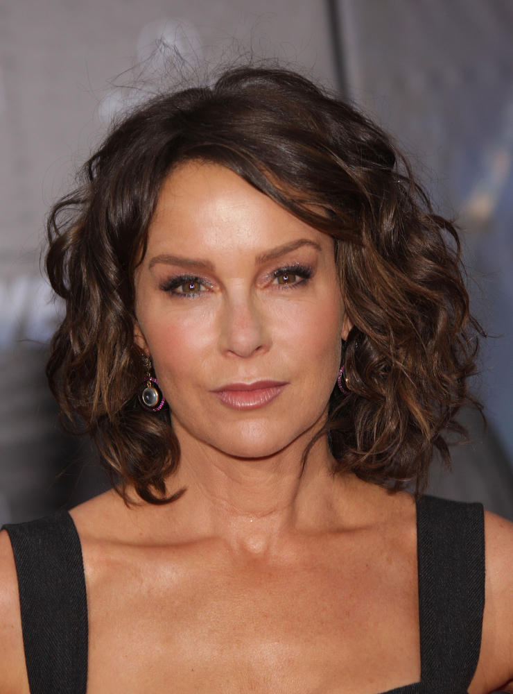 Jennifer Grey w ciemnych włosach