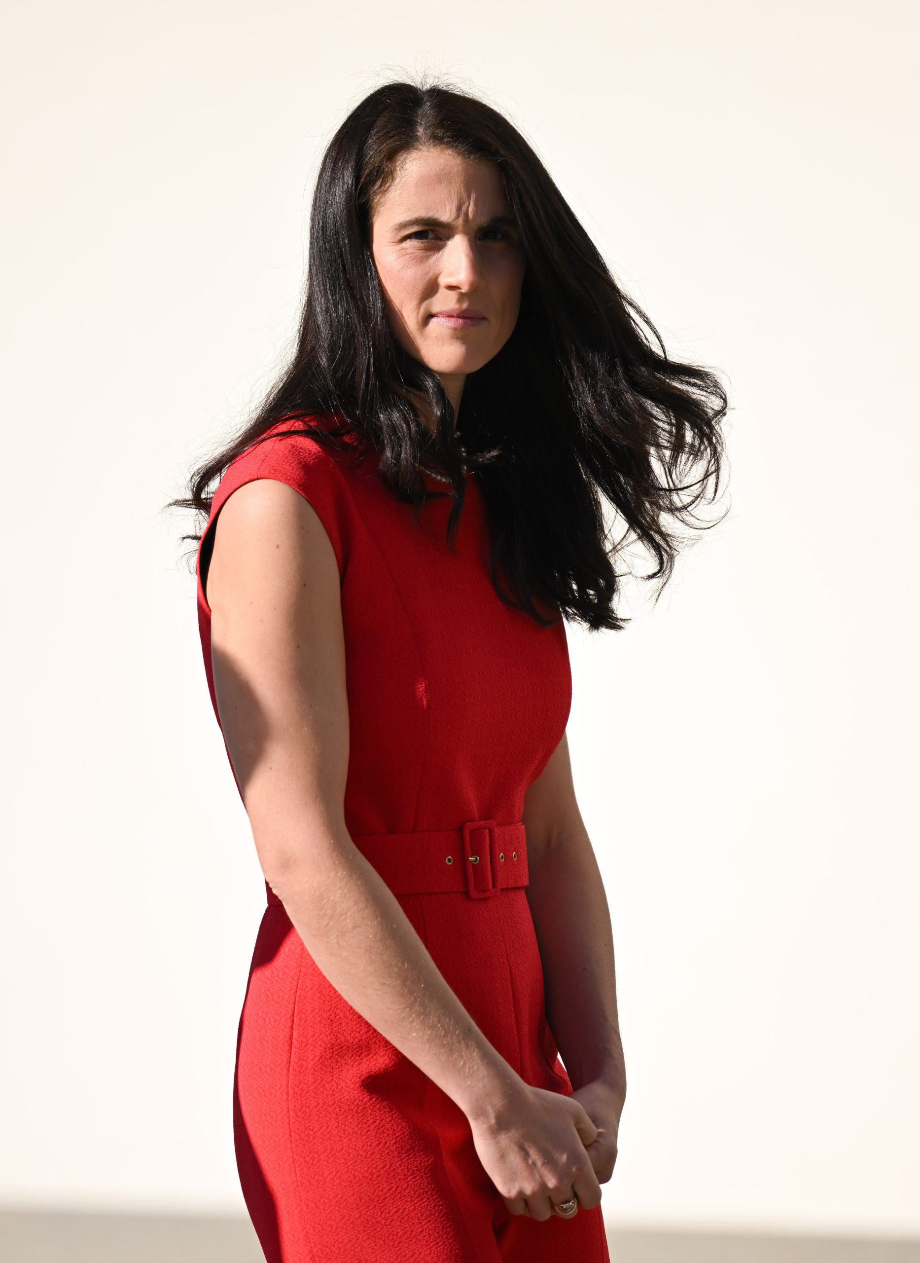 Tatiana Schlossberg w czerwonej sukni