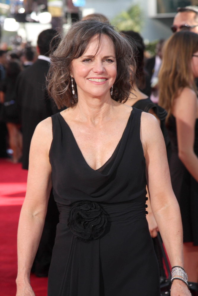 Sally Field w czarnej kreacji 