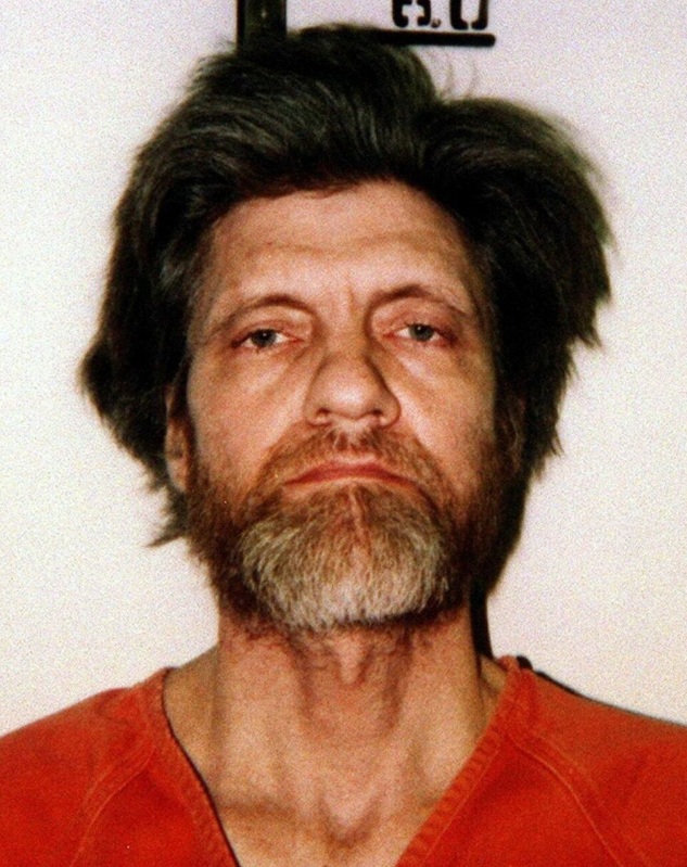 Ted Kaczynski na zdjęciu po złapaniu przez władze