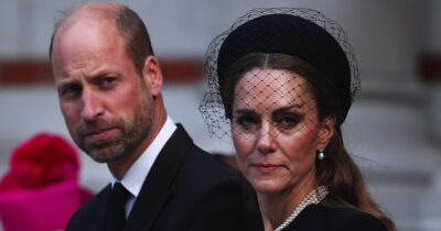 William ja Catherine Kentin herttuattaren Katherinen hautajaisissa.