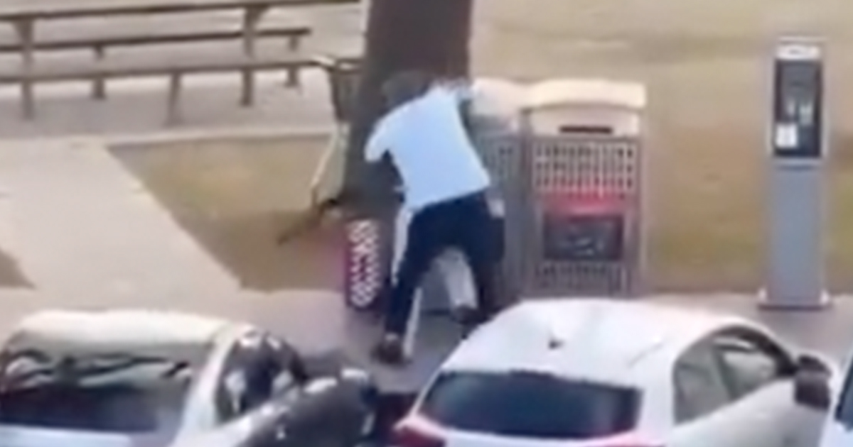 Ahmed al Ahmedin uroteko tallentui videolle, joka levisi nopeasti ympäri maailman.