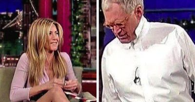 Jennifer Aniston (vas.) ja David Letterman
