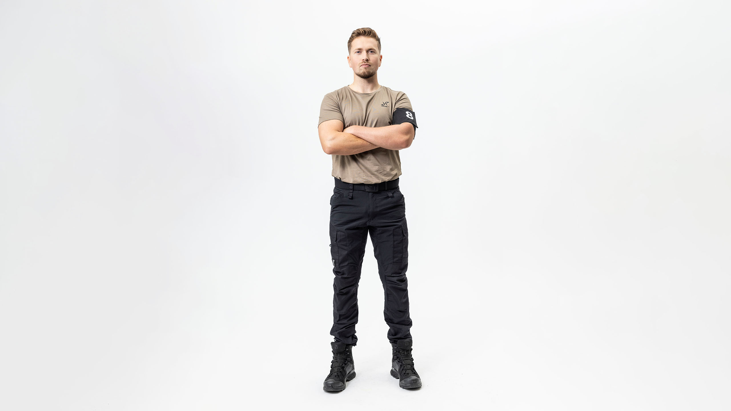 Janne Nevalainen on ennen Erikoisjoukot -ohjelmaa ollut mukana Love Island Suomessa ja Selviytyjissä.