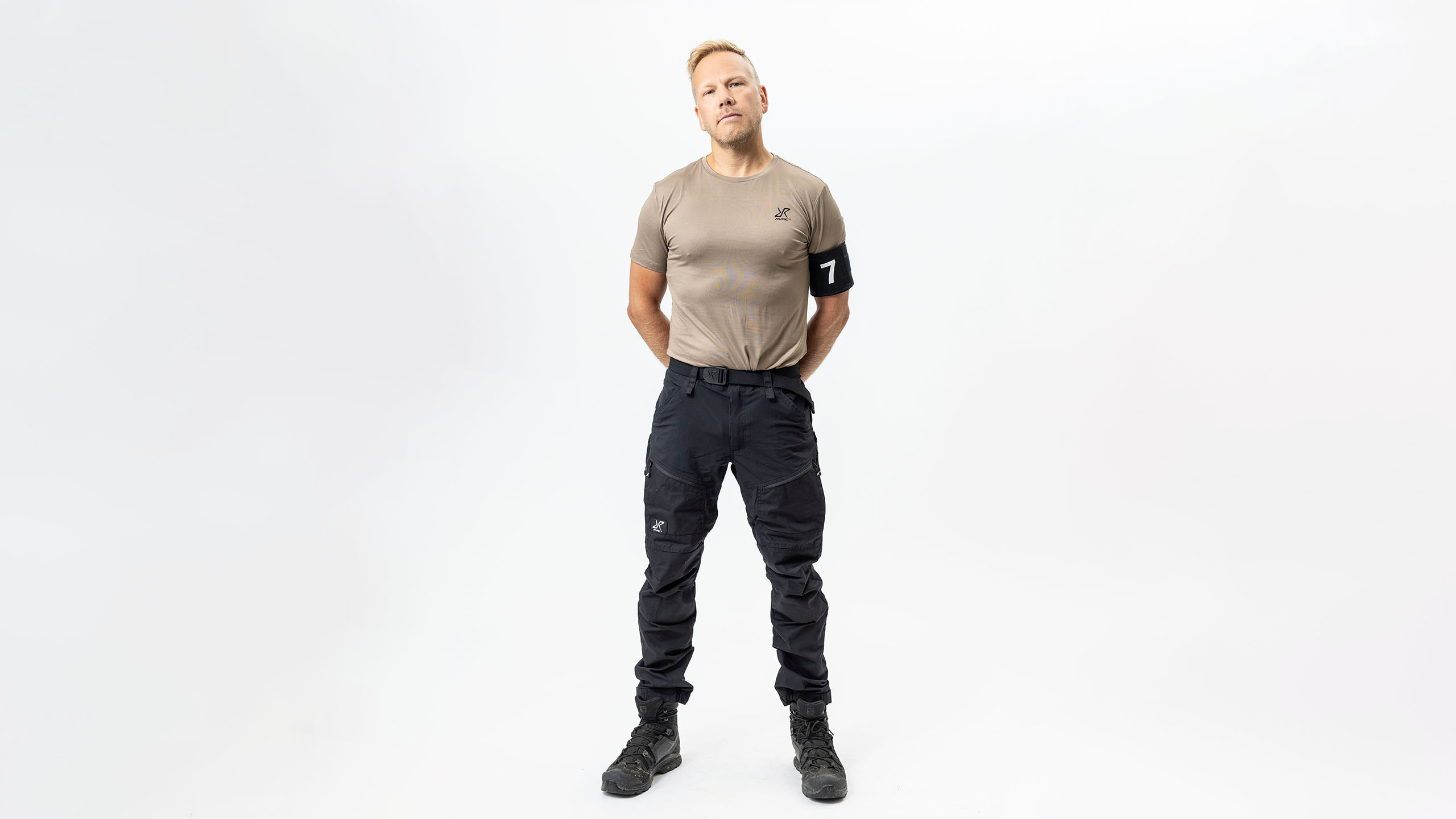 Osmo Ikonen haluaa Erikoisjoukoissa poistua omalta mukavuusalueeltaan.