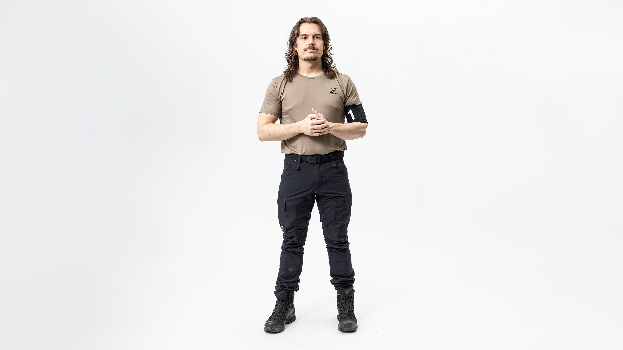 Näyttelijä Samuli Jaskio on kokelas numero 1.