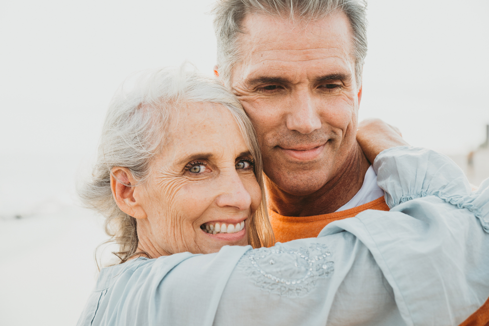 Yli 60-vuotiaana ihmisen käsitys rakkaudesta ja romantiikasta on toisenlainen kuin parikymmpisellä.