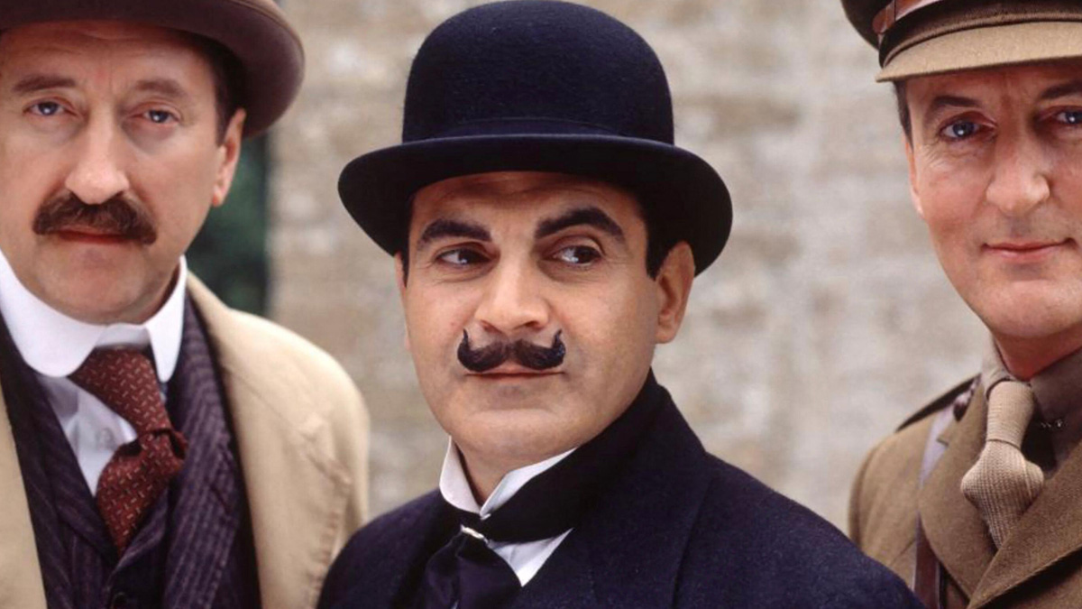 David Suchet on äänestetty kaikkien aikojen parhaaksi Poirotin näyttelijäksi.