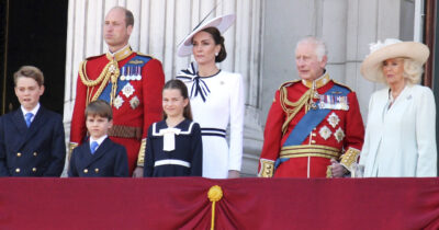 Kuningas Charles III, prinssi William ja prinssi George