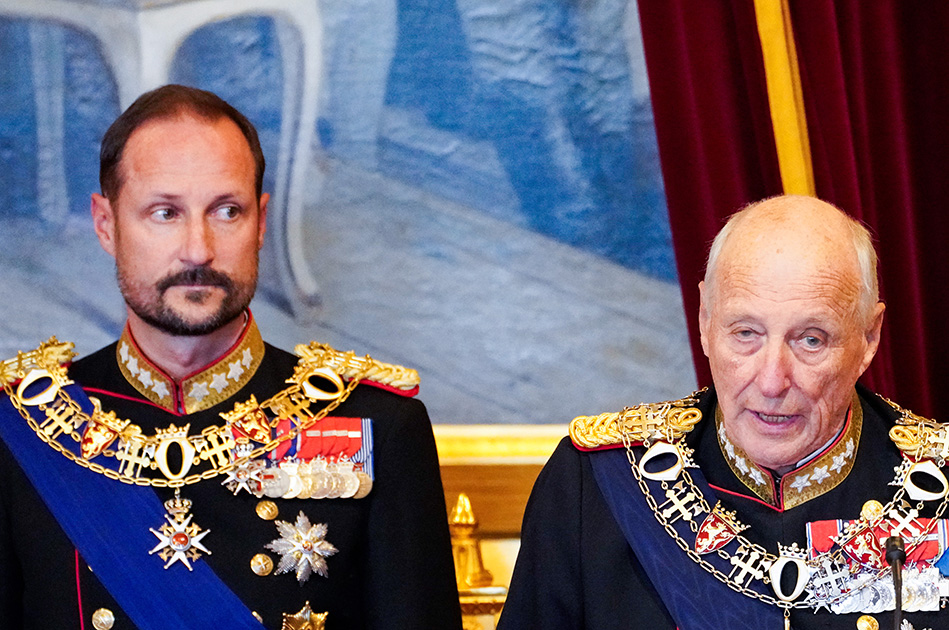 Kong Harald og kronprins Haakon under den høytidelige åpningen av det 169. storting. Stortingets åpning.