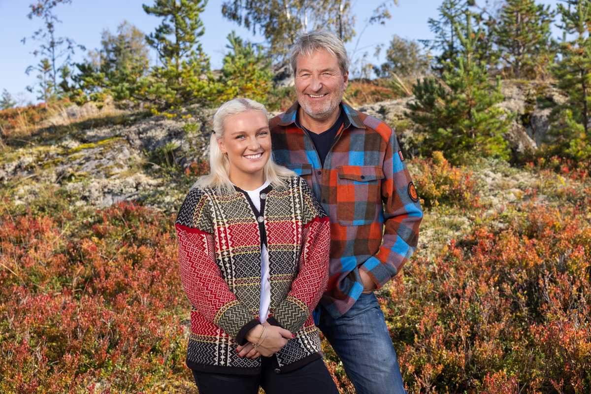 Dag Johansen og Stine Øyangen Johansen i Fjellhytta.