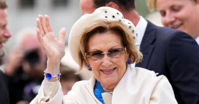 Dronning Sonja deltar på markeringen av 200-årsjubileet for utvandringen til Amerika i Stavanger.