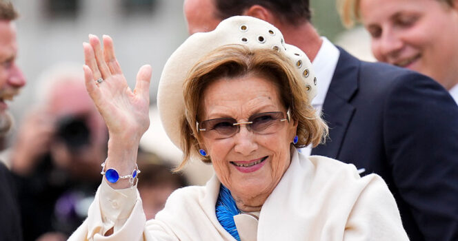 Dronning Sonja deltar på markeringen av 200-årsjubileet for utvandringen til Amerika i Stavanger.