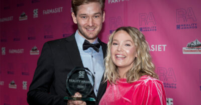 Camilla Sagen og Markus Botten etter utdelingen av Se og Hørs Reality Awards på Ambassaden i Oslo søndag kveld.