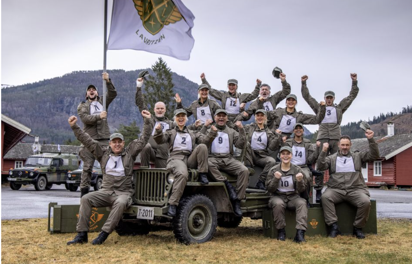 Her er troppen med unge voksne og deres foreldre som skal gjennom befalets knallharde regime på TV 2-skjermen fra 28. oktober.