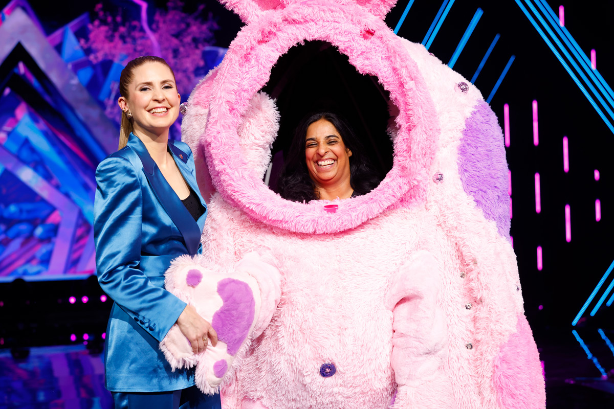 Kultur- og likestillingsminister Lubna Jaffery skjulte seg bak hybelkaninen.