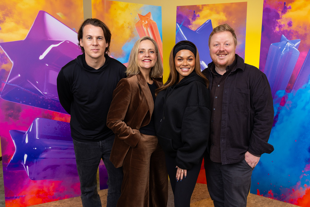 Dommerne er klare for "Showtime"! Bård Ylvisåker, Henriette Steenstrup, Alexandra Joner og Kurt Nilsen.