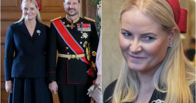 Kong Harald, dronning Sonja, kronprins Haakon og kronprinsesse Mette-Marit sammen med kong Philippe og dronning Mathilde av Belgia foran gavebordet i Speilsalen under kongeparets offisielle statsbesøk til Norge.
