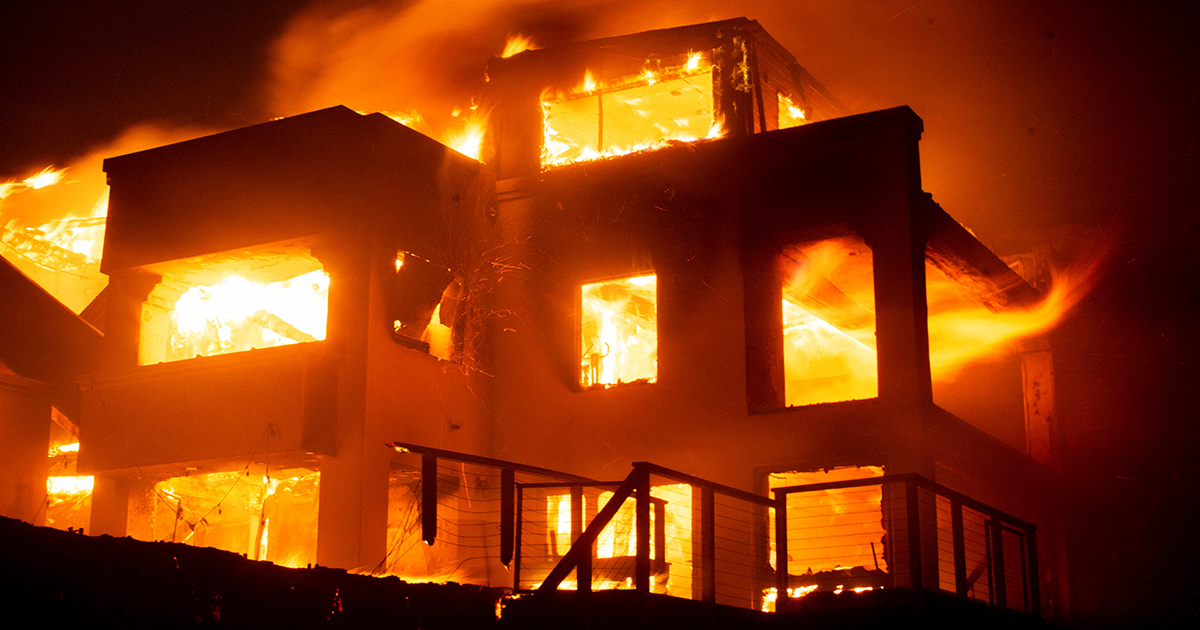 Mor og datter døde i husbrand.