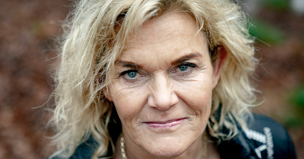 TV-lægen Charlotte Bøving vurderer nu, hvad der har været årsagen til dronning Margrethes indlæggelse.