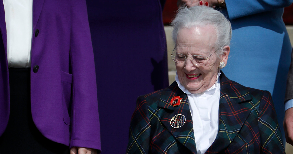 Dronning Margrethe kæmpede med stærke smerter, før hun blev opereret i ryggen, siger ekspert.
