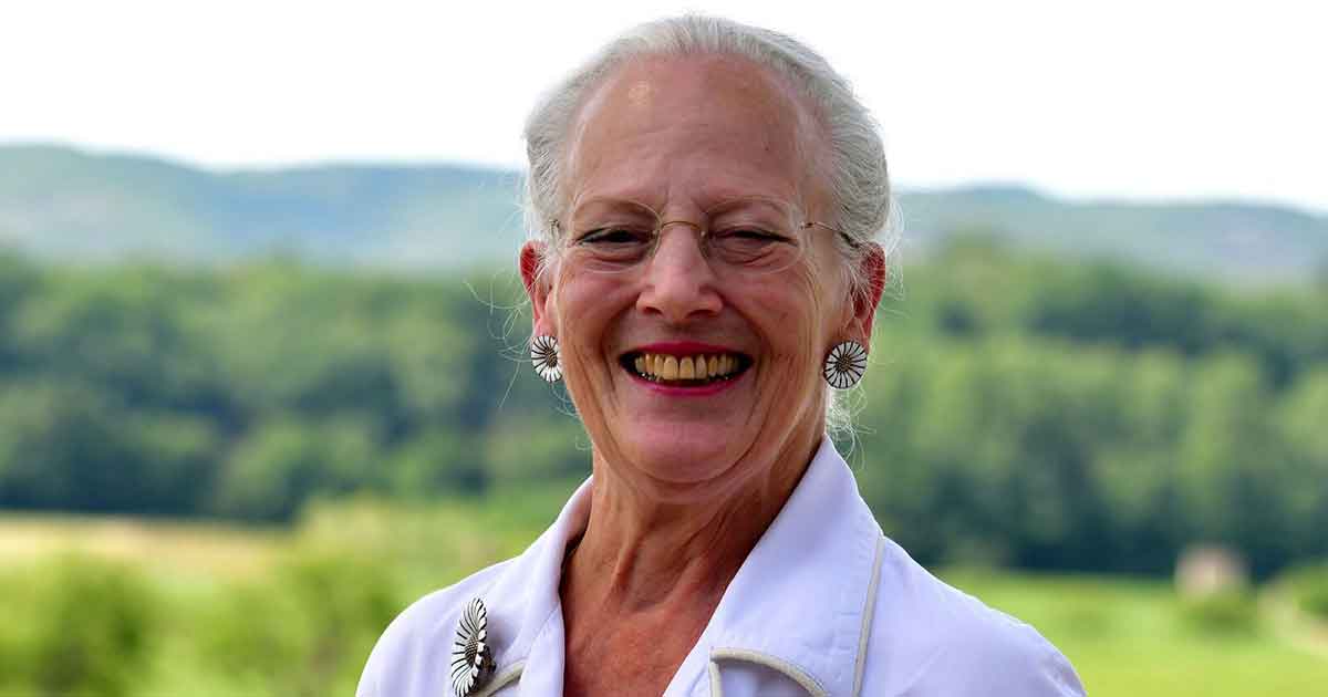 Dronning Margrethes tøj får folk til at reagere.