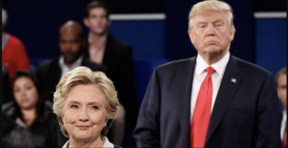 Hillary Clinton går nu til modangreb på Donald Trump.