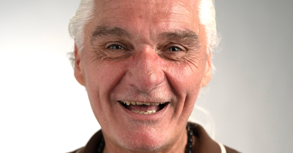 JR følte sig lidt malplaceret på hotellet i Schweiz.