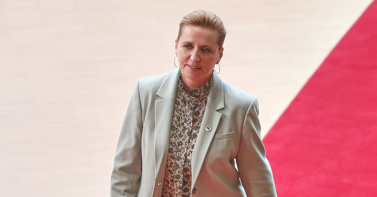 Statsminister Mette Frederiksen sætter nu ord på de store konsekvenser, hendes job har haft for familielivet.