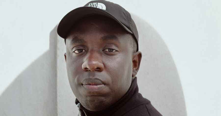 Melvin Kakooza i tårer efter tur på hospitalet.