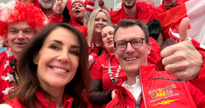Prins Joachim må gerne vende hjem til Danmark, mener Newsner Danmarks skribent.