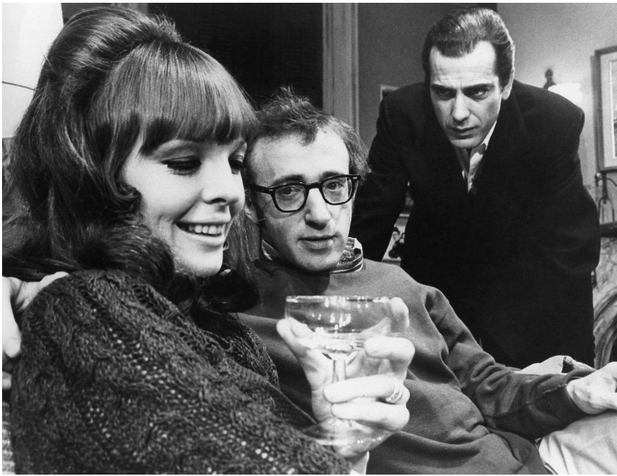 Diane Keaton, Woody Allen og Jerry Lacy fra Broadway-stykket 'Play It Again, Sam'.