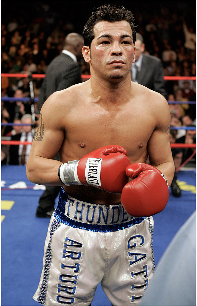 Arturo Gatti før sin IBA-kamp i weltervægt mod Thomas Damgaard i Boardwalk Hall i Atlantic City, New Jersey, den 28. januar 2006. Gatti vandt kampen ved knockout i 11. runde.