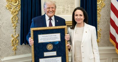 Donald Trump og María Machado med Nobels fredspris