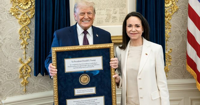 Donald Trump og María Machado med Nobels fredspris