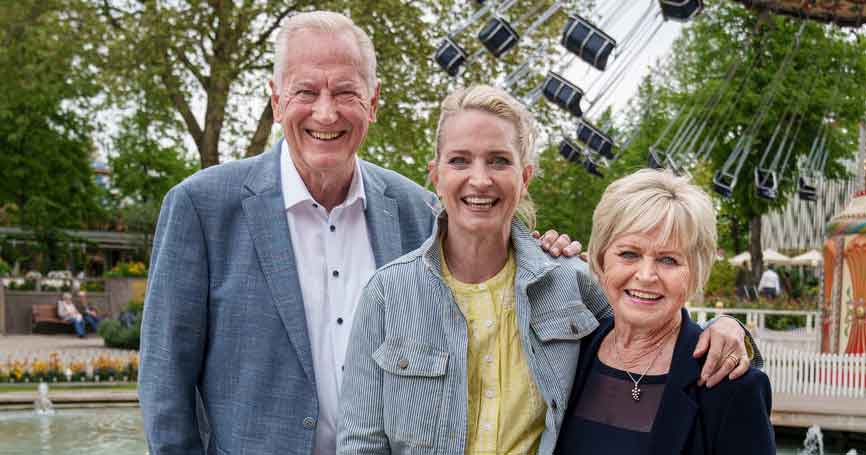 Annette Heick sammen med forældrene Keld og Hilda Heick.