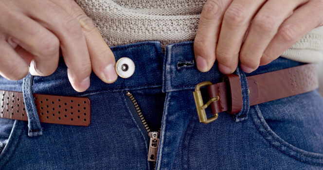 Cerniera di un jeans.