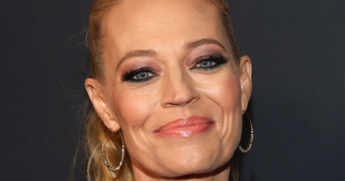 Jeri Ryan lach