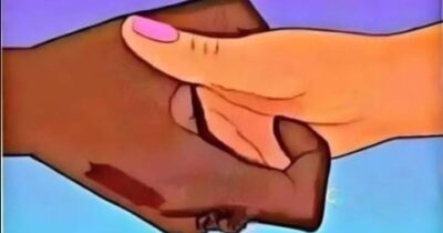man krabt handpalm vrouw